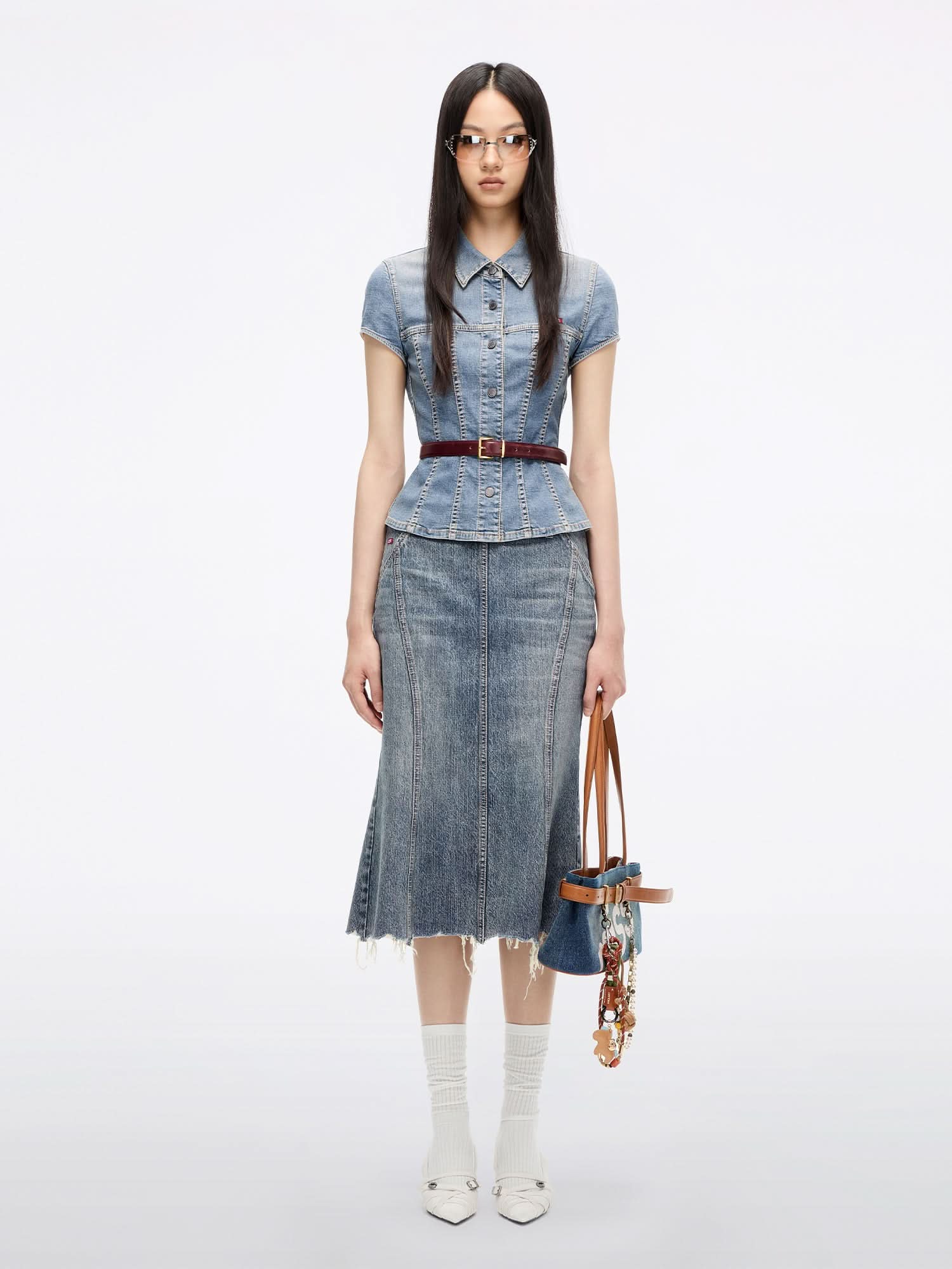 Fitted Denim Shirt - Image 4