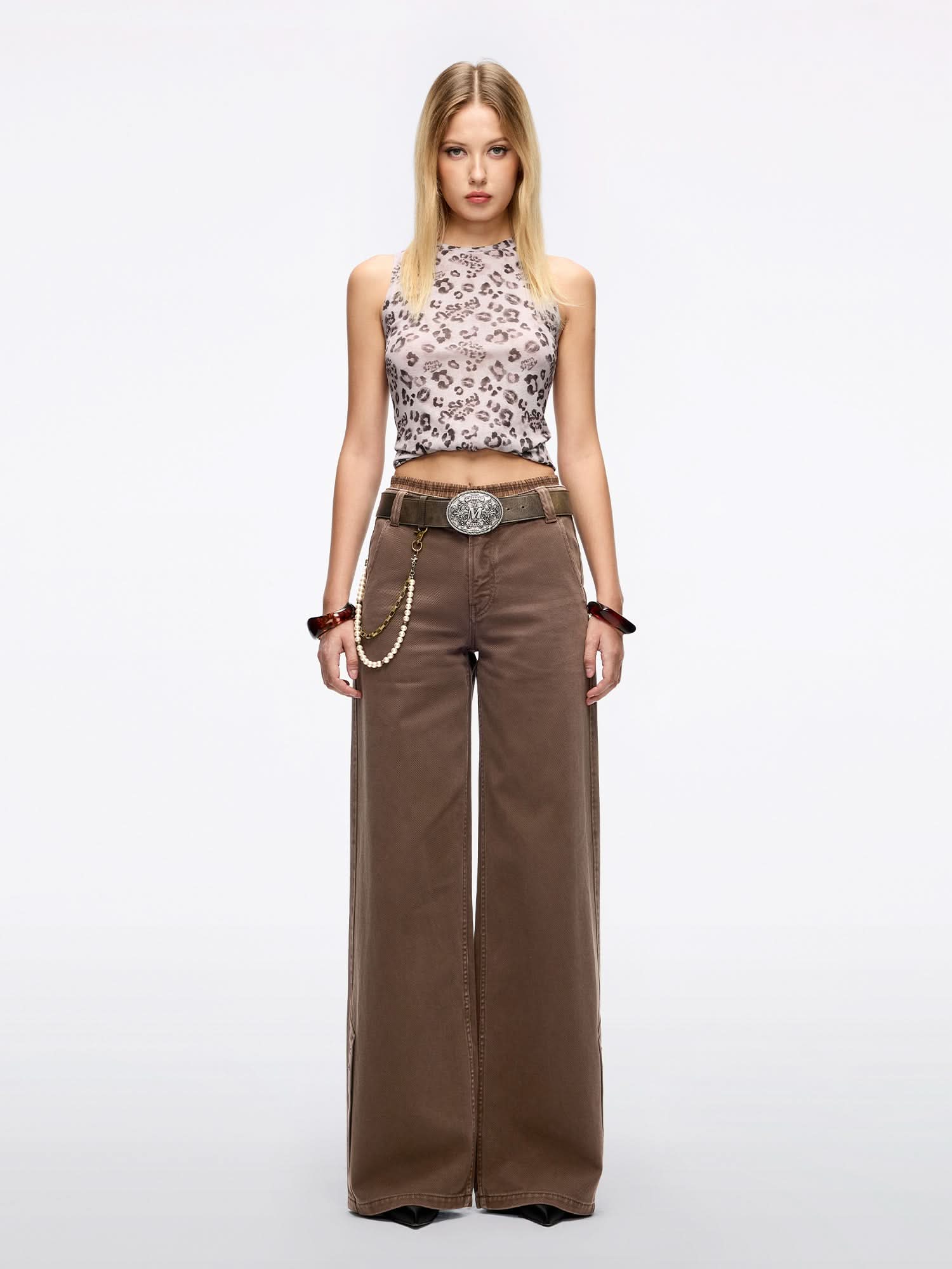 Leopard Print Sleeveless T-Shirt - Image 9