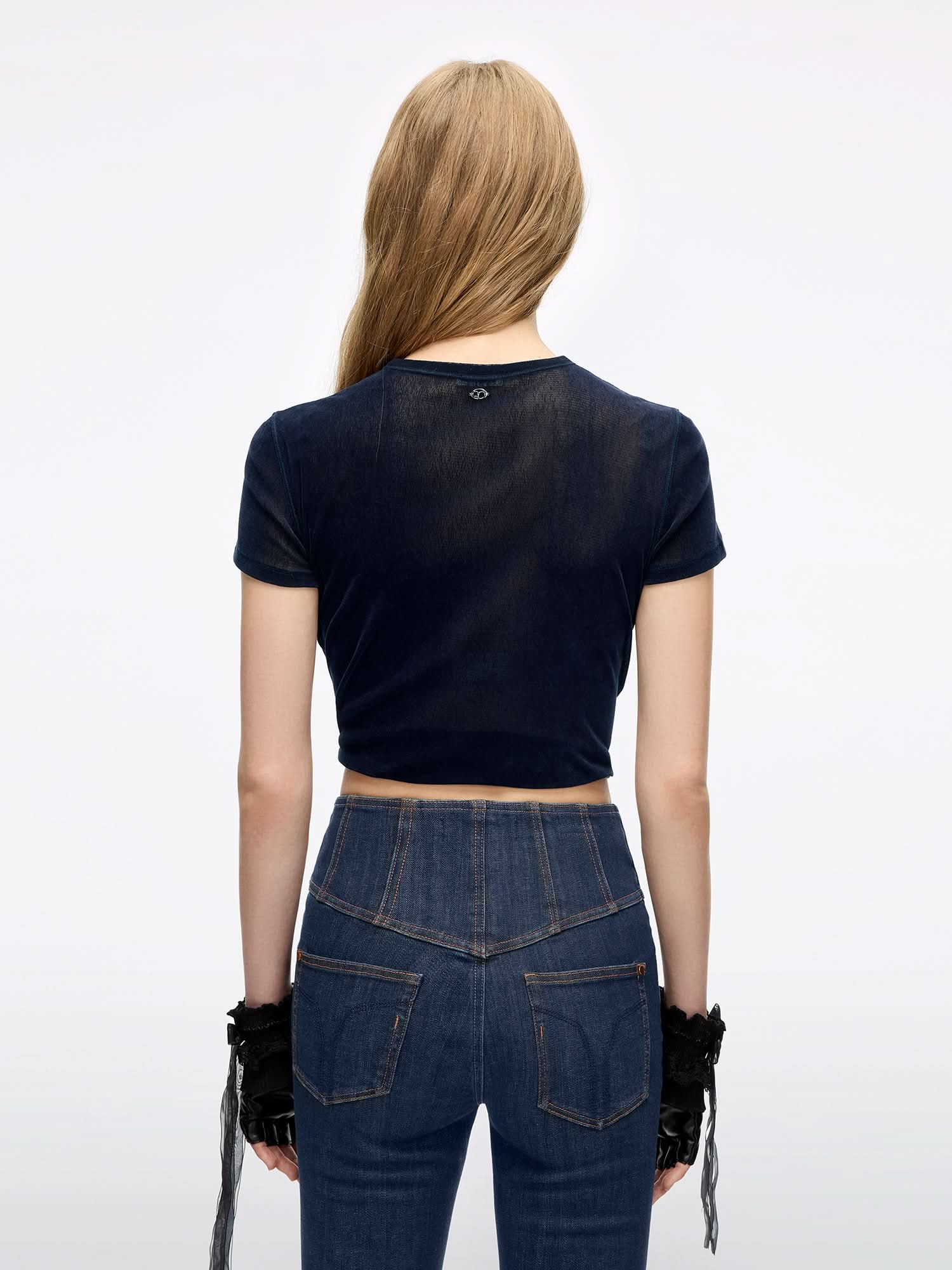Lip Print T-Shirt - Image 12