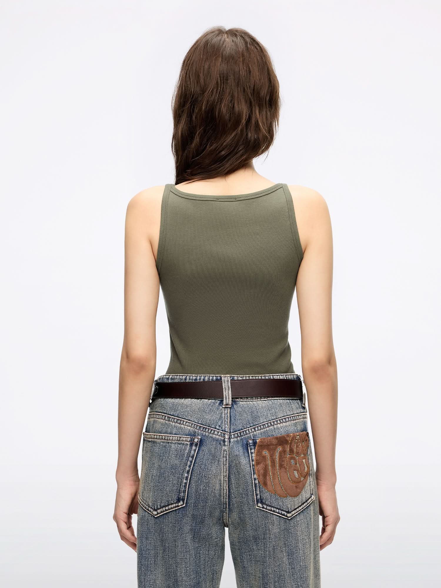 Lips Print Sleeveless T-Shirt - Image 8