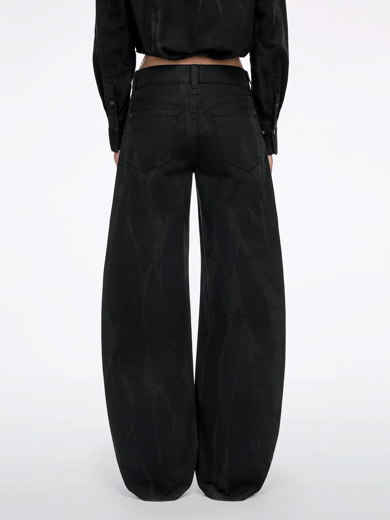 Metal-Plate Curved-Cut Jeans - Image 3