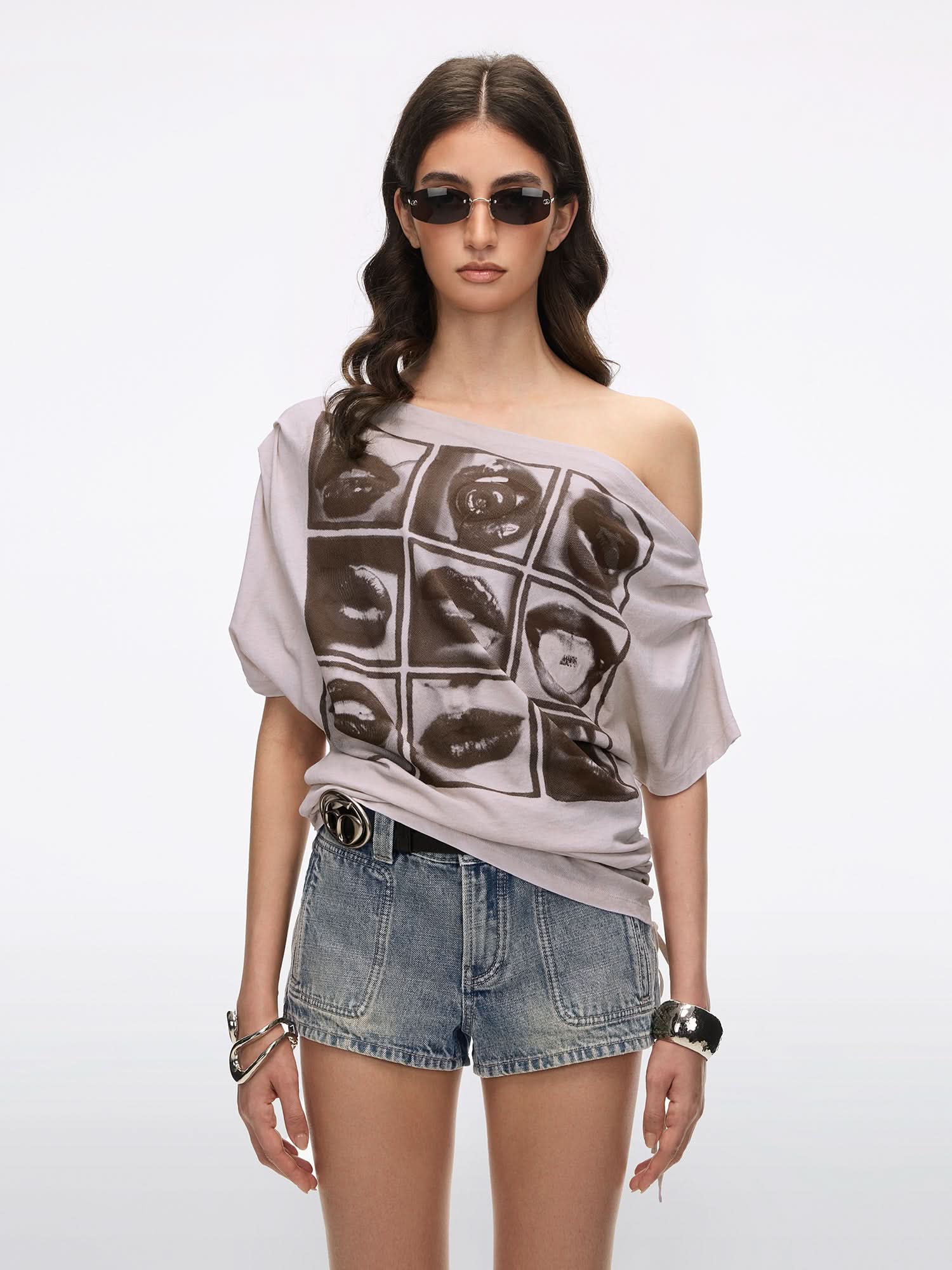 Off-Shoulder T-Shirt - Image 6