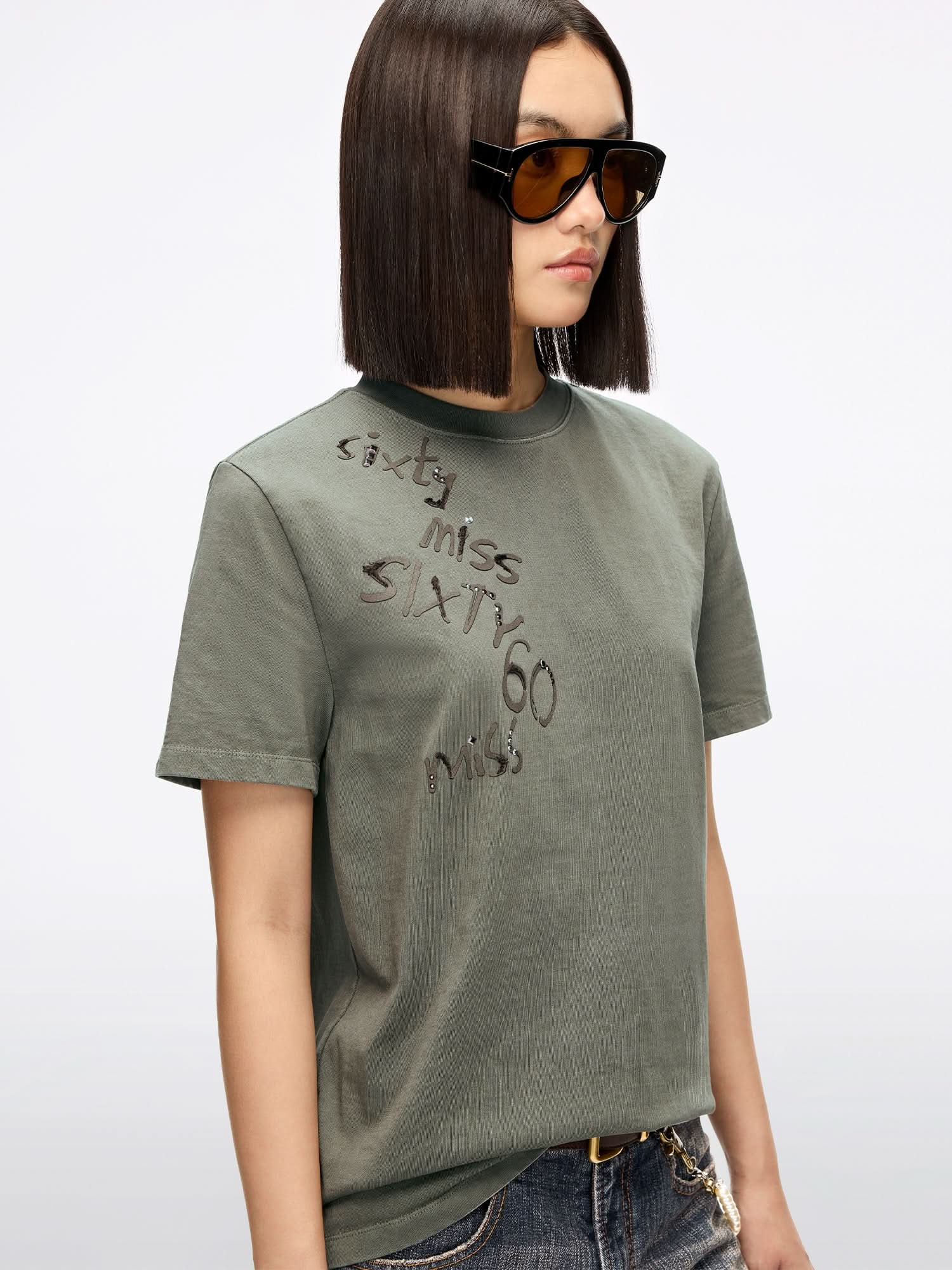 Rhinestone Embroidered T-Shirt - Image 8