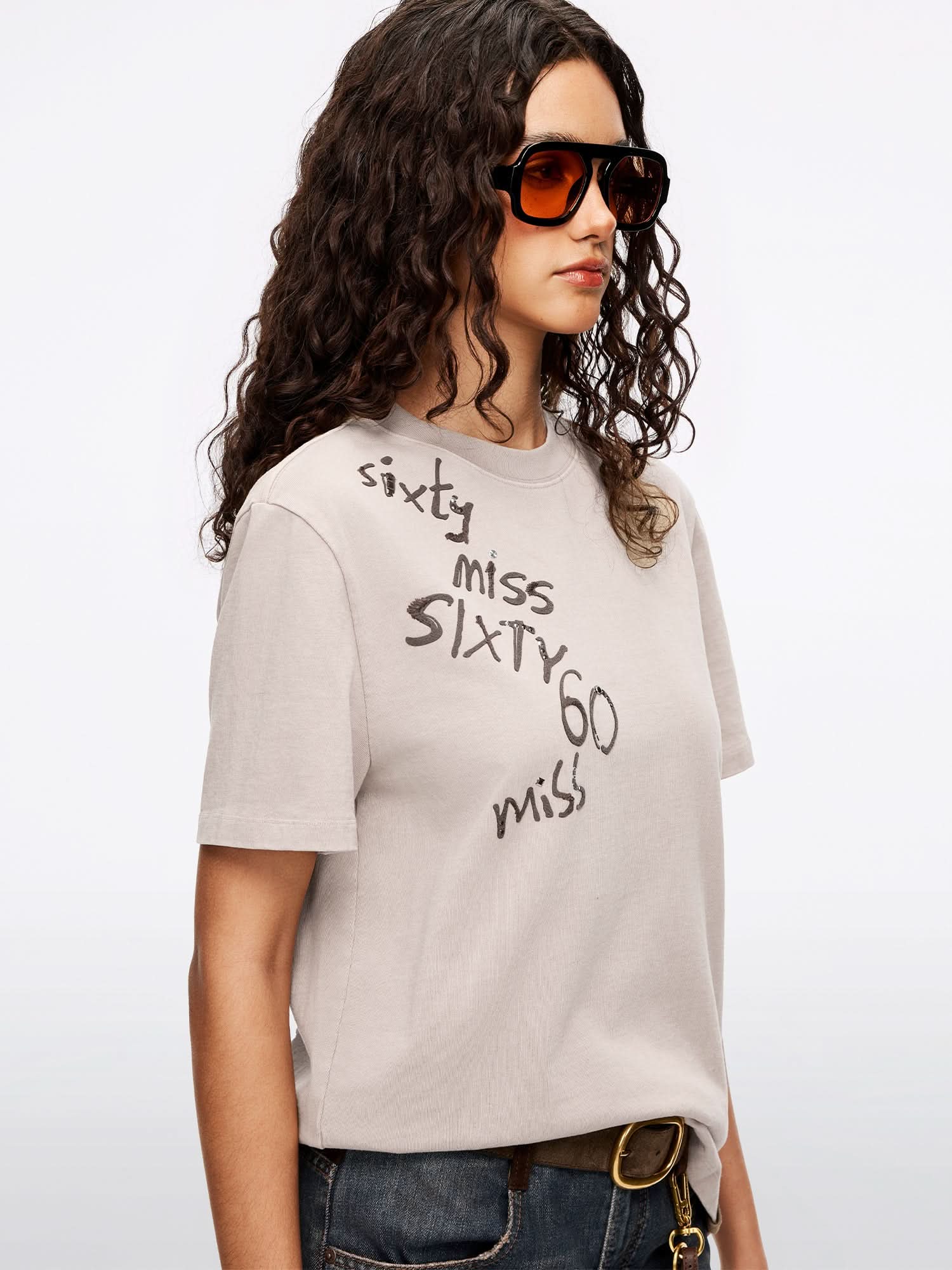 Rhinestone Embroidered T-Shirt - Image 3
