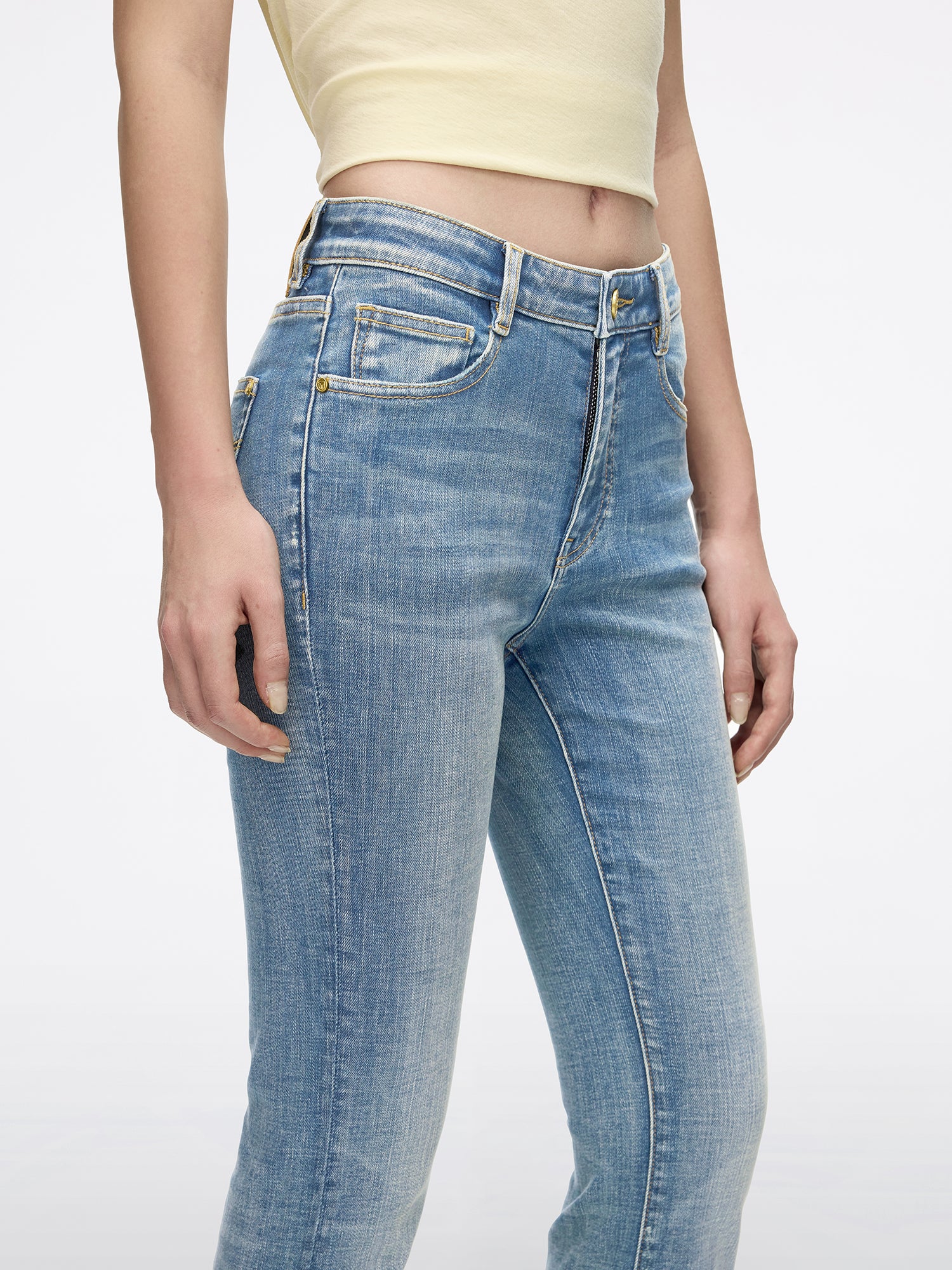Slim-Fit Flared Jeans - Image 4