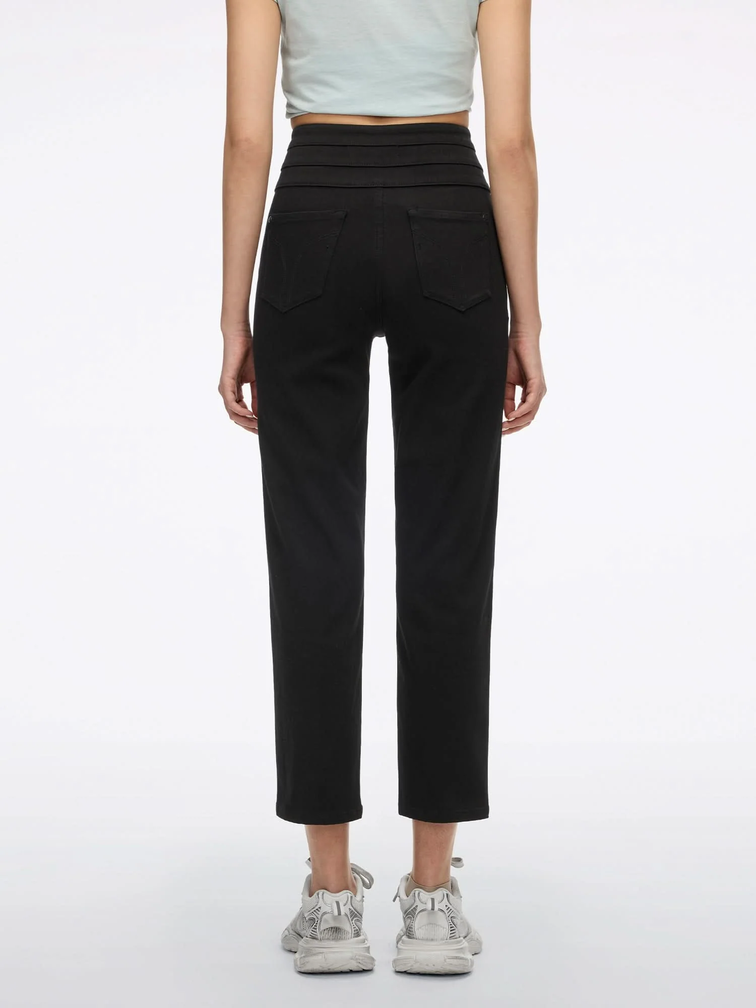 Straight-Fit Jeans - Image 3
