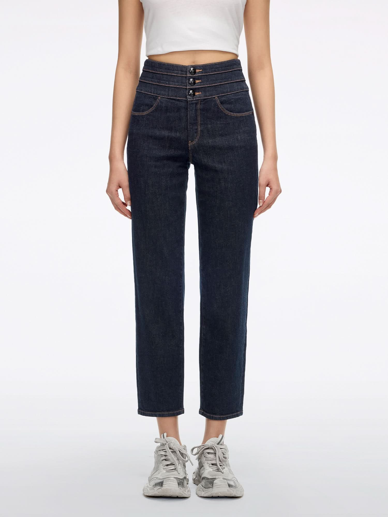 Straight-Fit Jeans