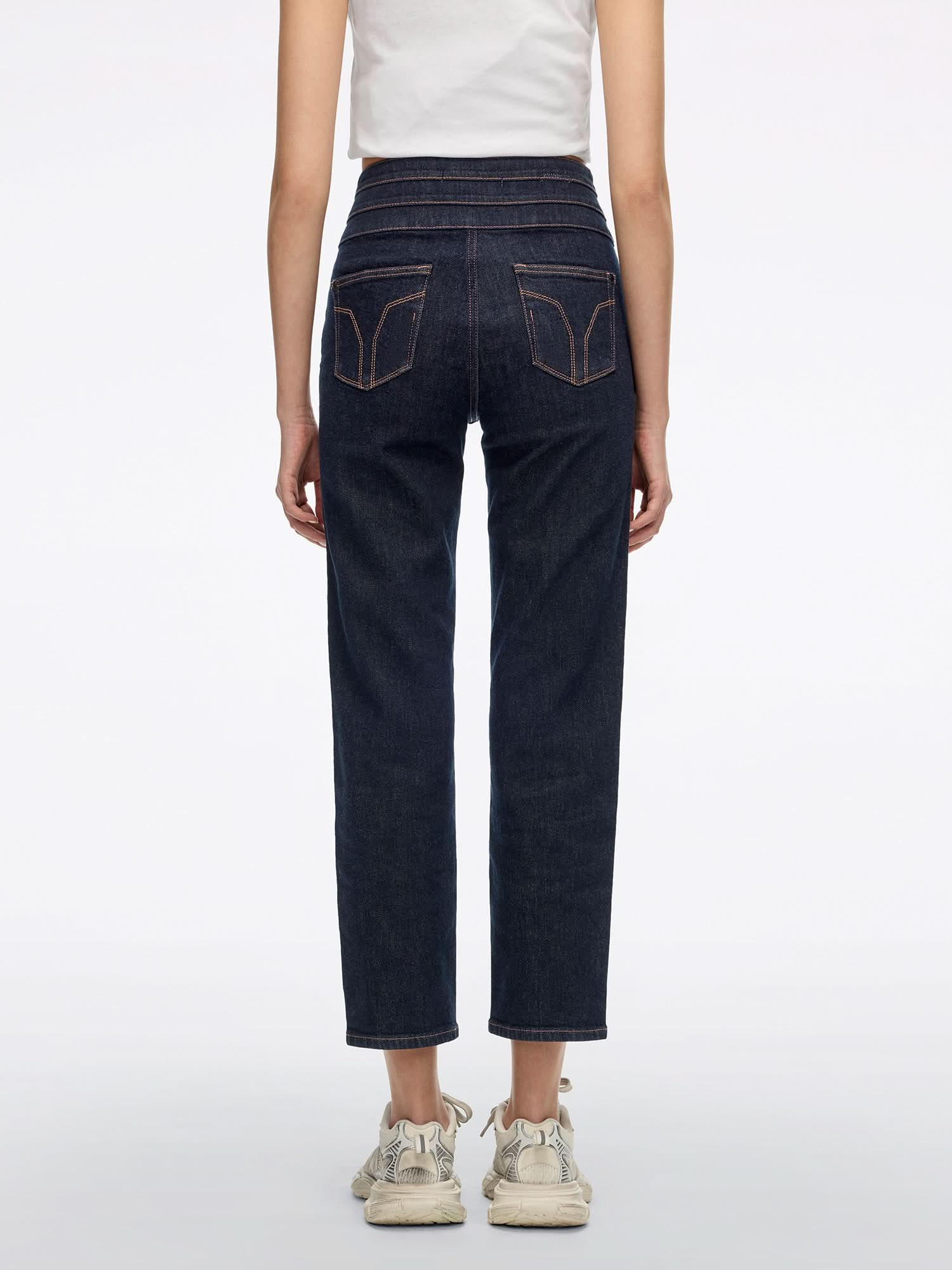 Straight-Fit Jeans - Image 3