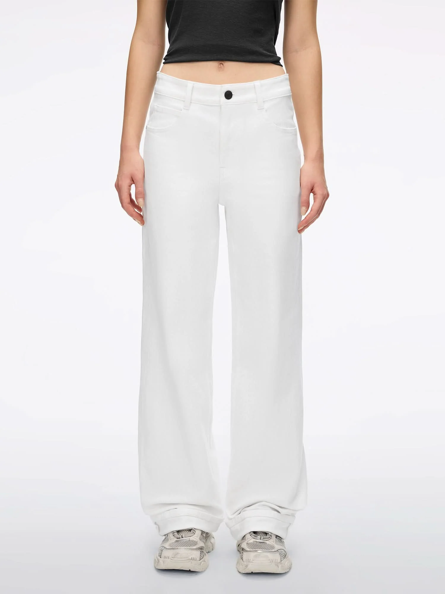 Straight-Leg Jeans