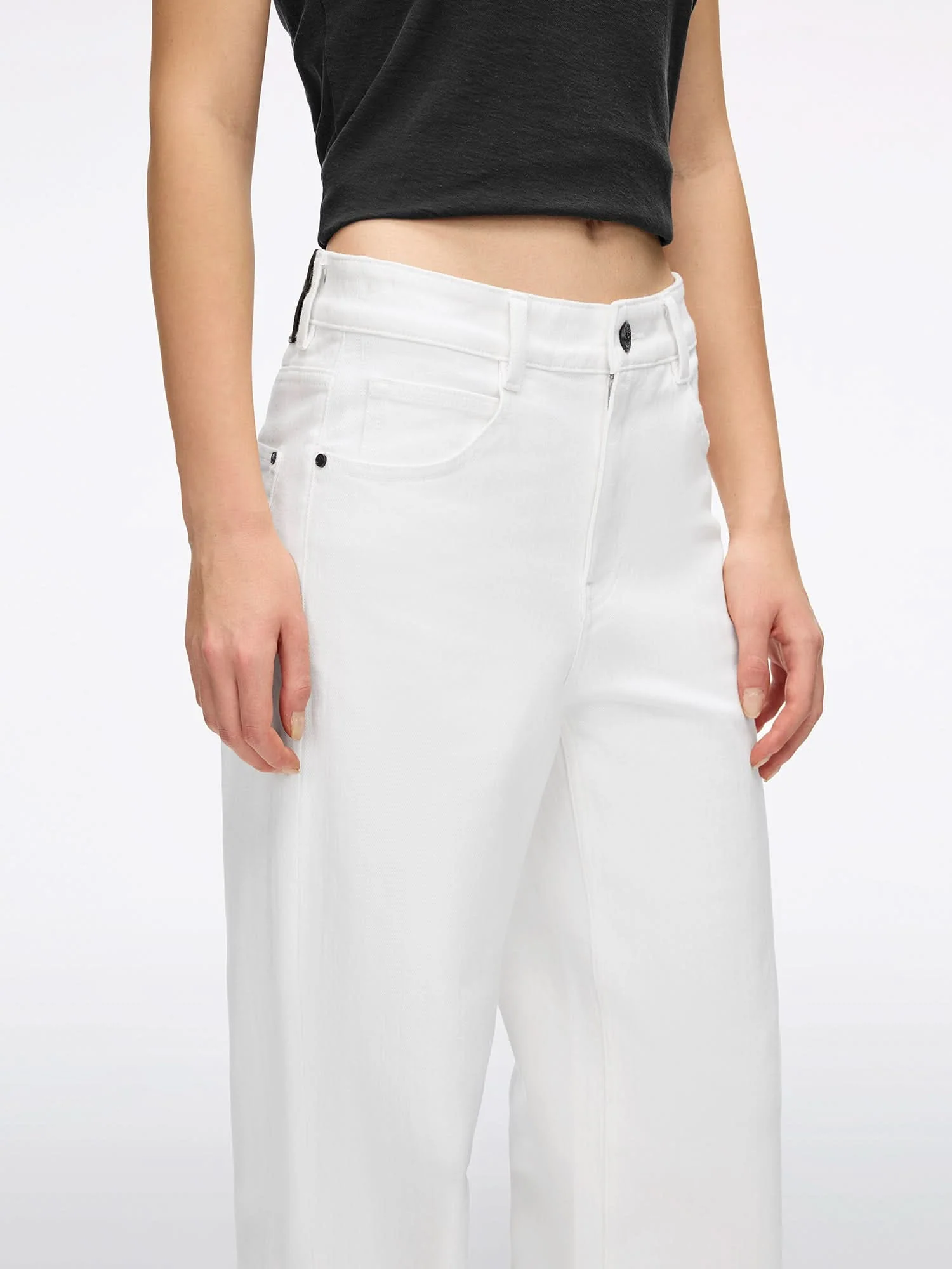 Straight-Leg Jeans - Image 4