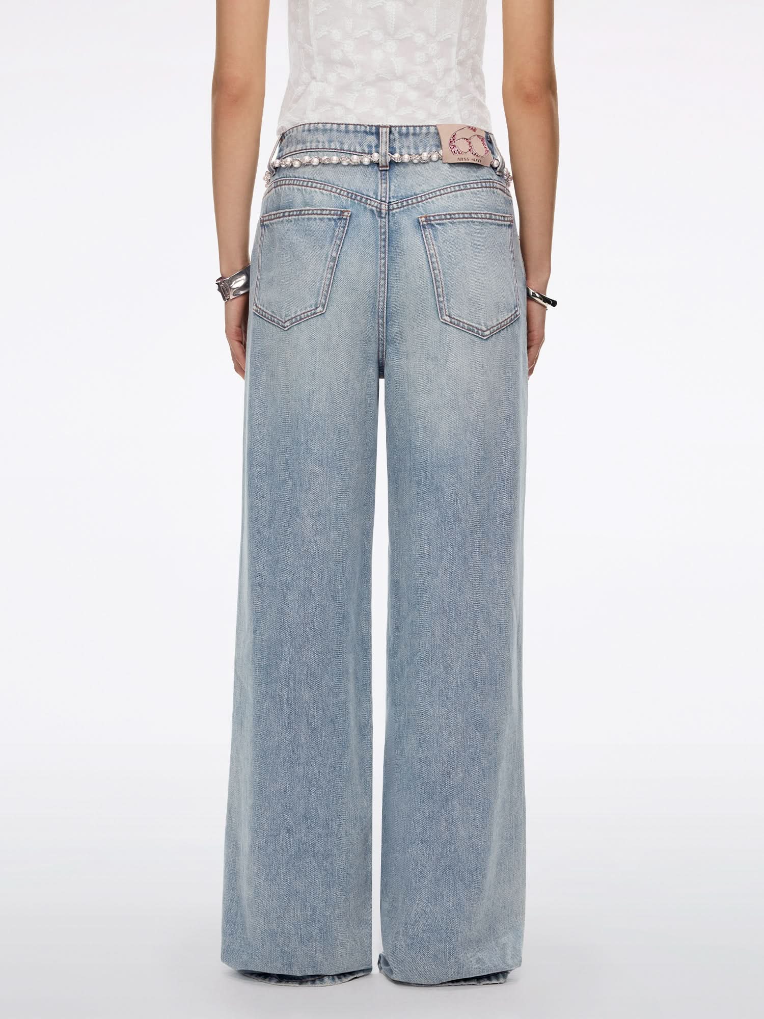 Straight-Leg Jeans with Chain Belt - Image 3