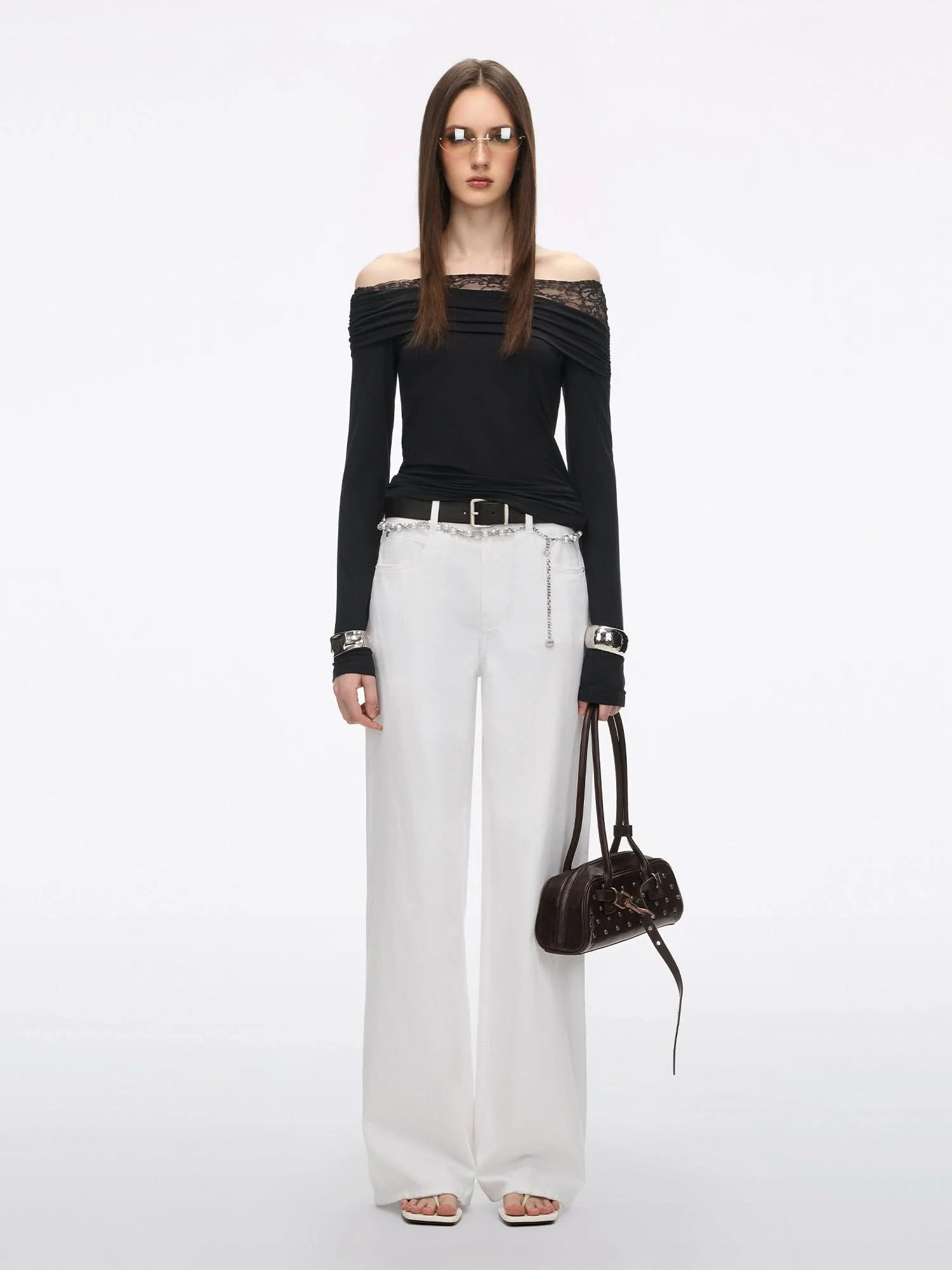 Straight-Leg Jeans with Waist Chain - Image 2