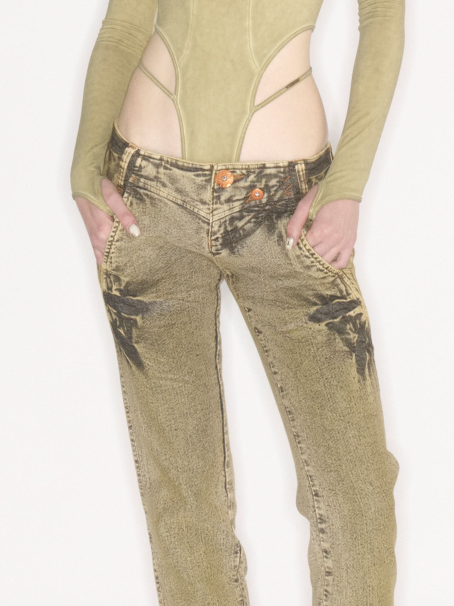 Tie-Dye Jeans - Image 4