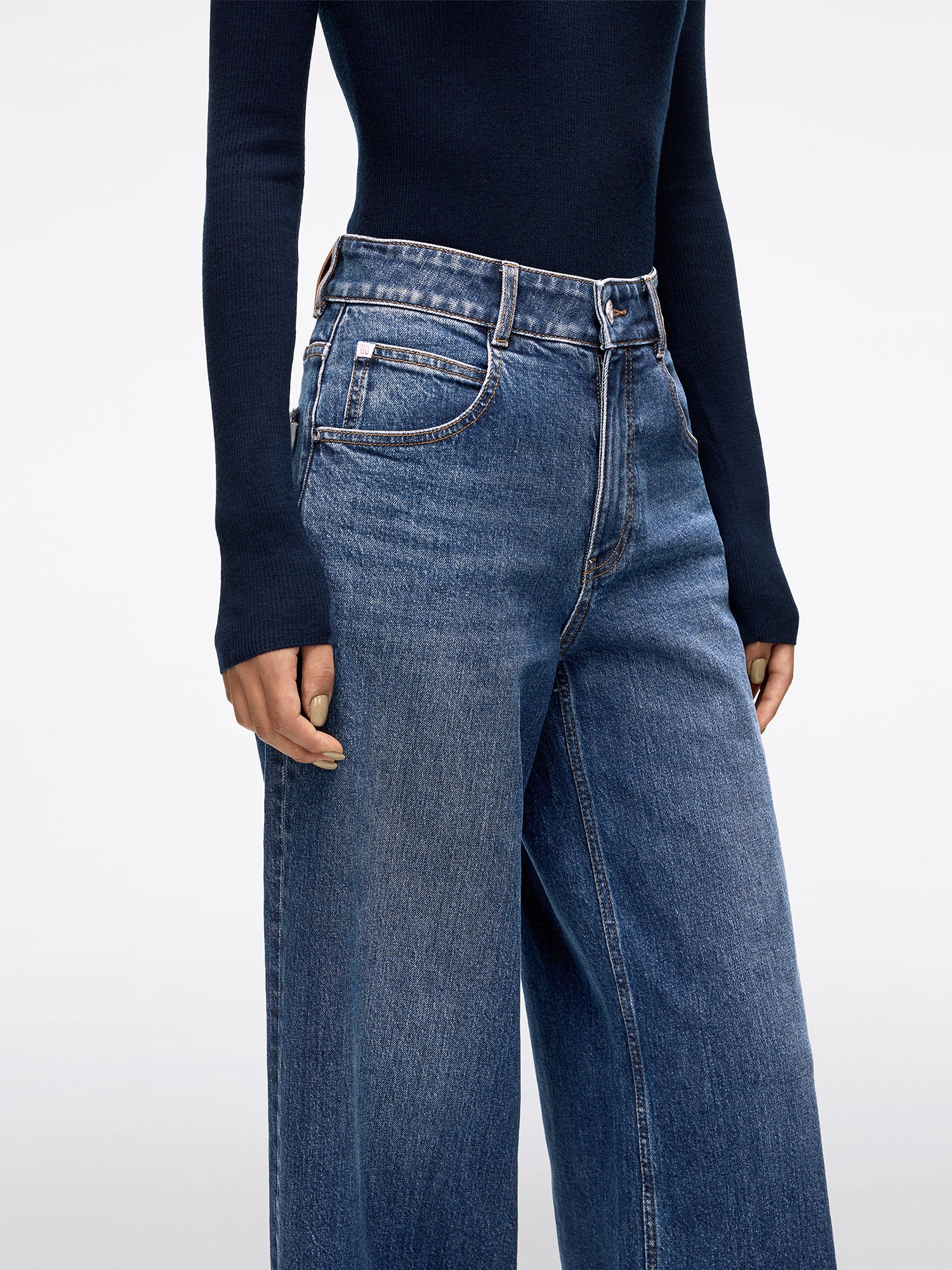 Wide-Leg Jeans - Image 4